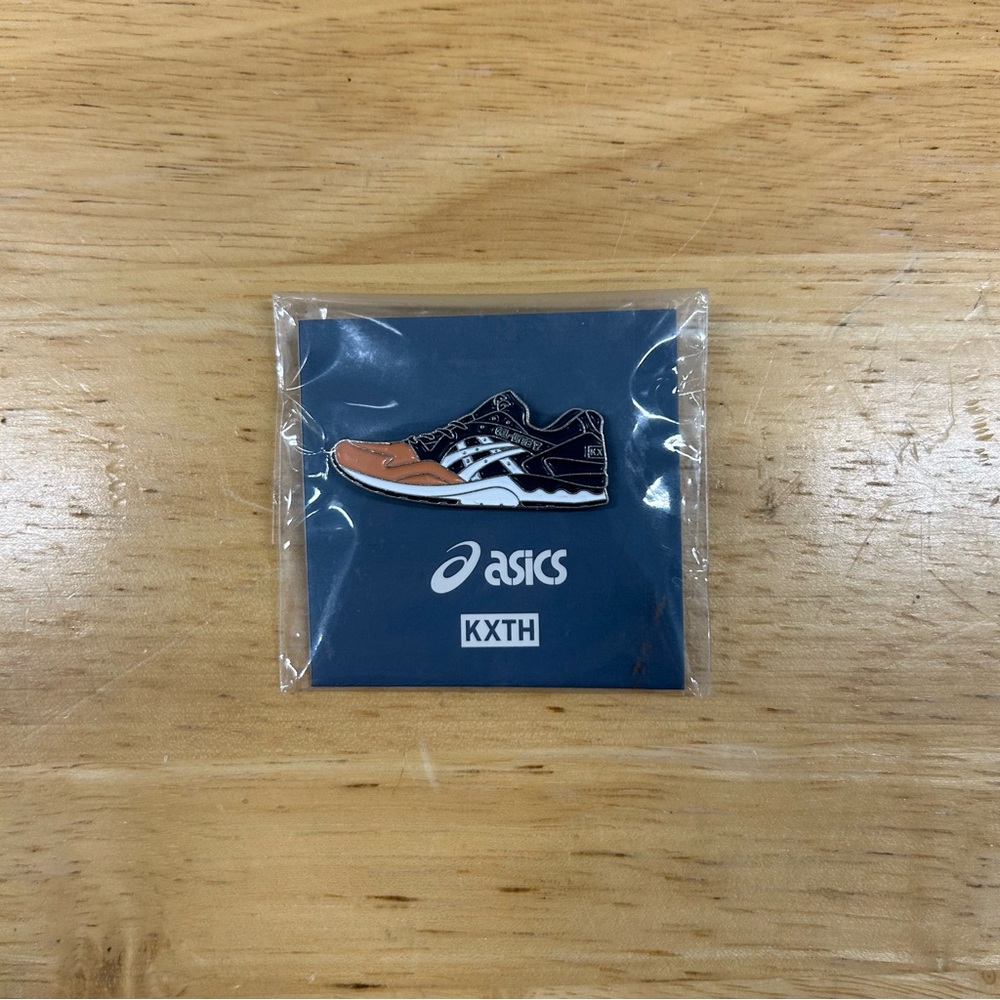 Kith Asics Gel-Lyte V 5 Salmon Toe PIN ONLY GWP Ronnie Fieg White Pink NEW